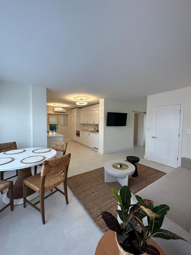 Island 3* Fort Lauderdale