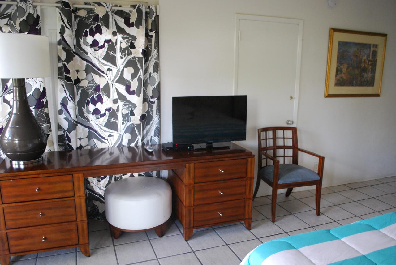 Island Inn 3*